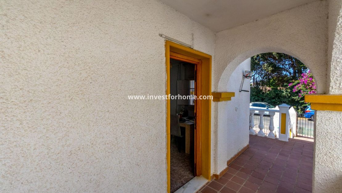 Sale - House - Torrevieja - Los Altos