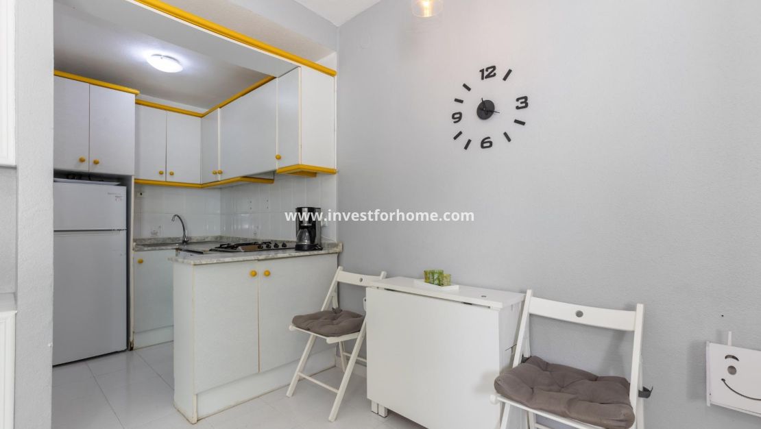 Sale - House - Torrevieja - Los Altos