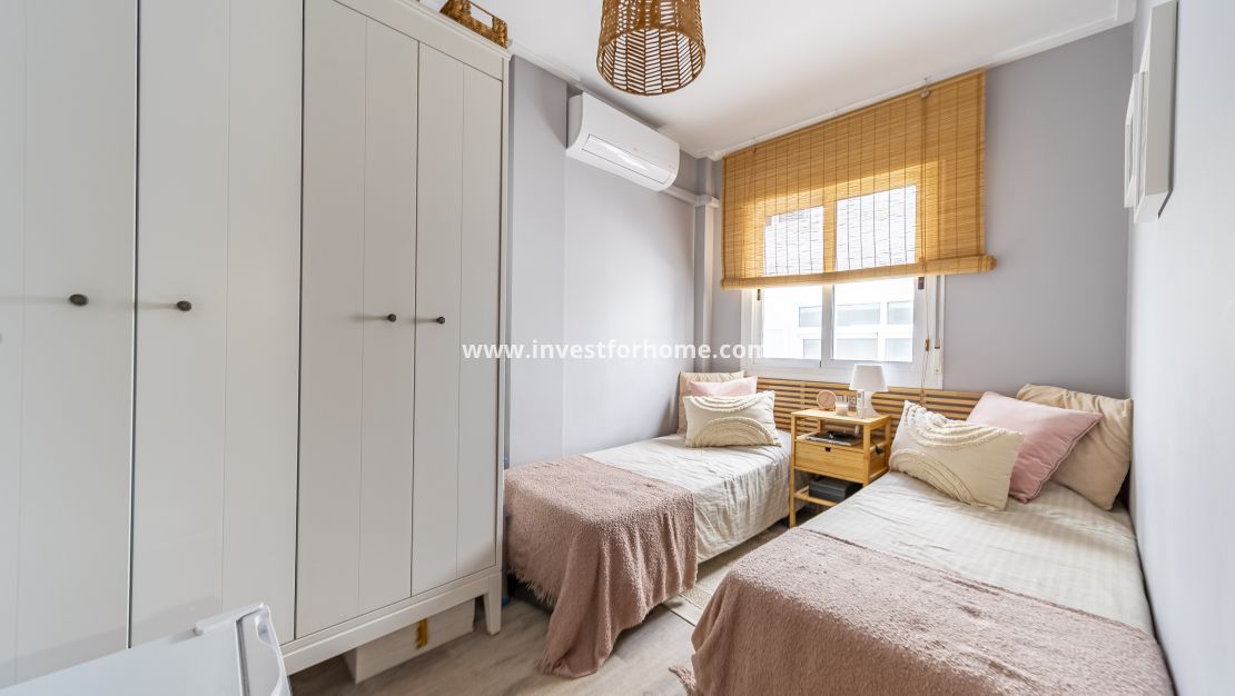 Sale - House - Torrevieja - Los Altos