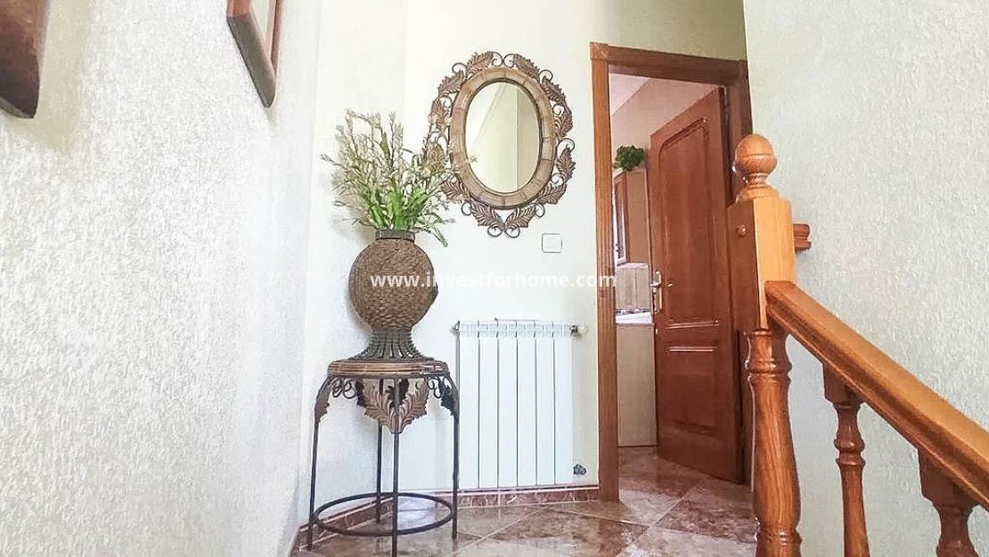 Sale - House - Torrevieja - Los Altos