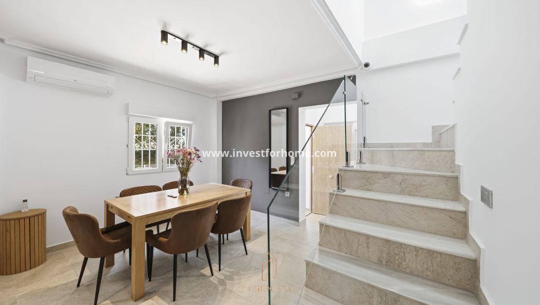 Sale - House - Torrevieja - Los Altos