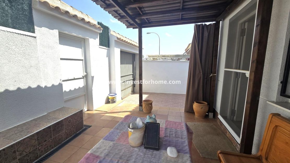 Sale - House - Torrevieja - Los Altos