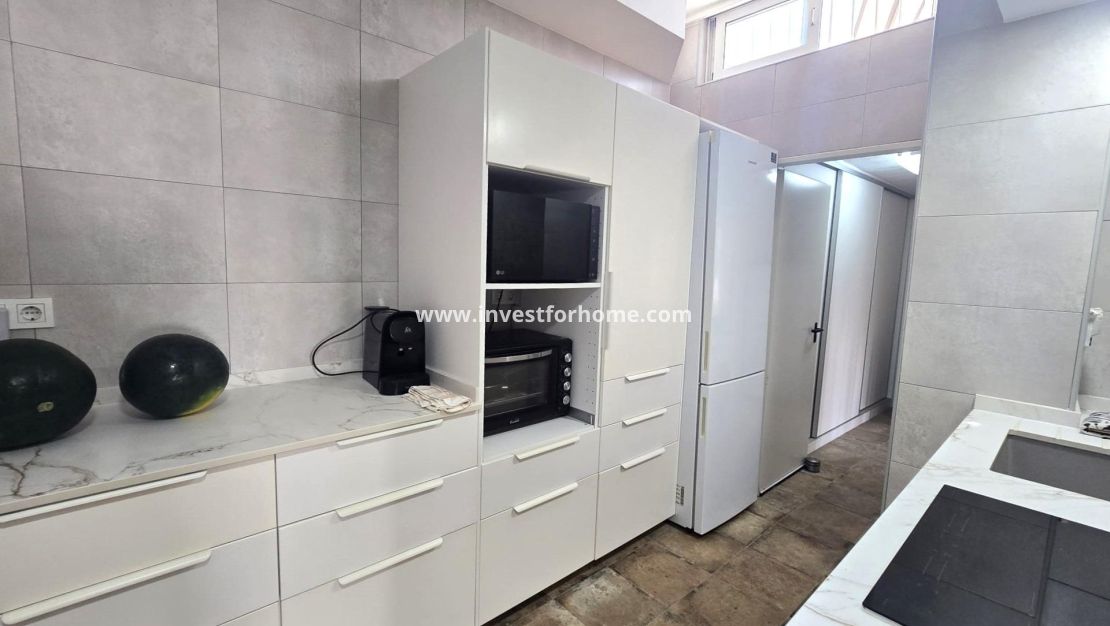 Sale - House - Torrevieja - Los Altos