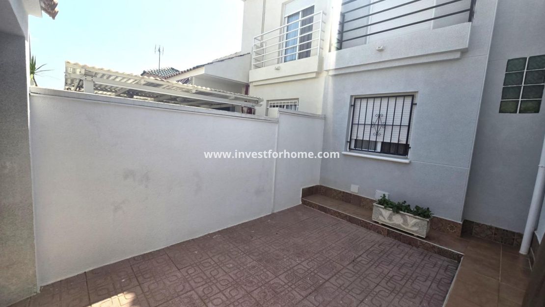 Sale - House - Torrevieja - Los Altos