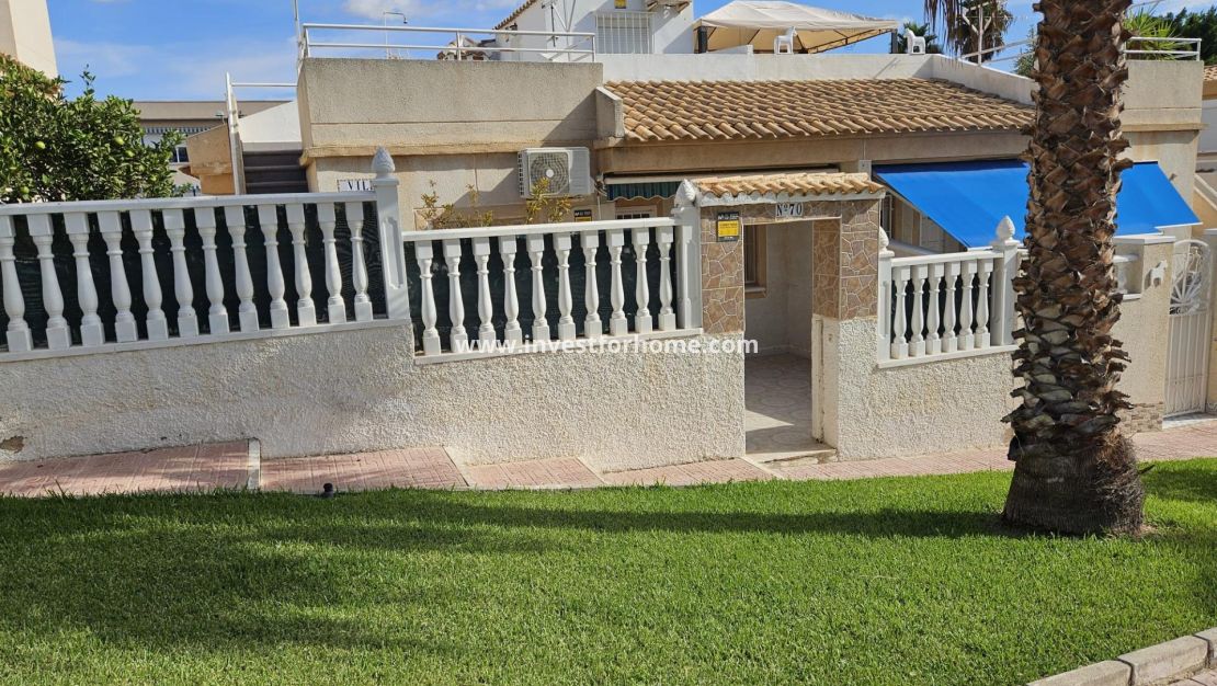 Sale - House - Torrevieja - Los Balcones - Los Altos Del Edén