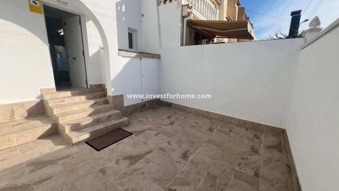 Sale - House - Torrevieja - Los Balcones - Los Altos Del Edén