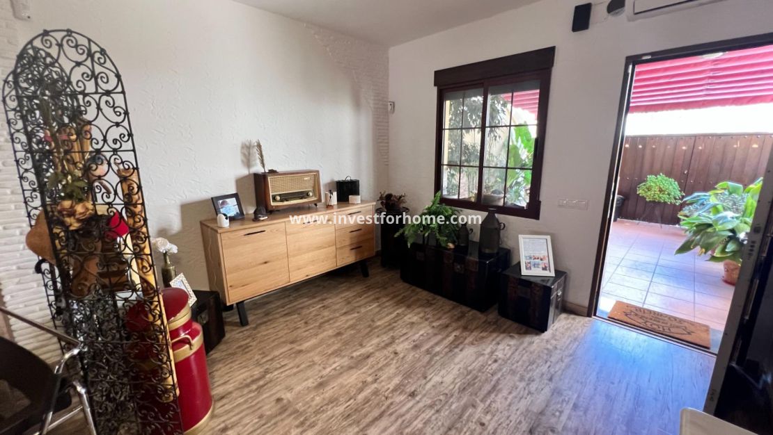 Sale - House - Torrevieja - Los Balcones - Los Altos Del Edén