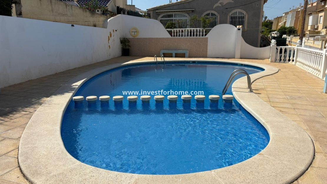 Sale - House - Torrevieja - Los Balcones - Los Altos Del Edén