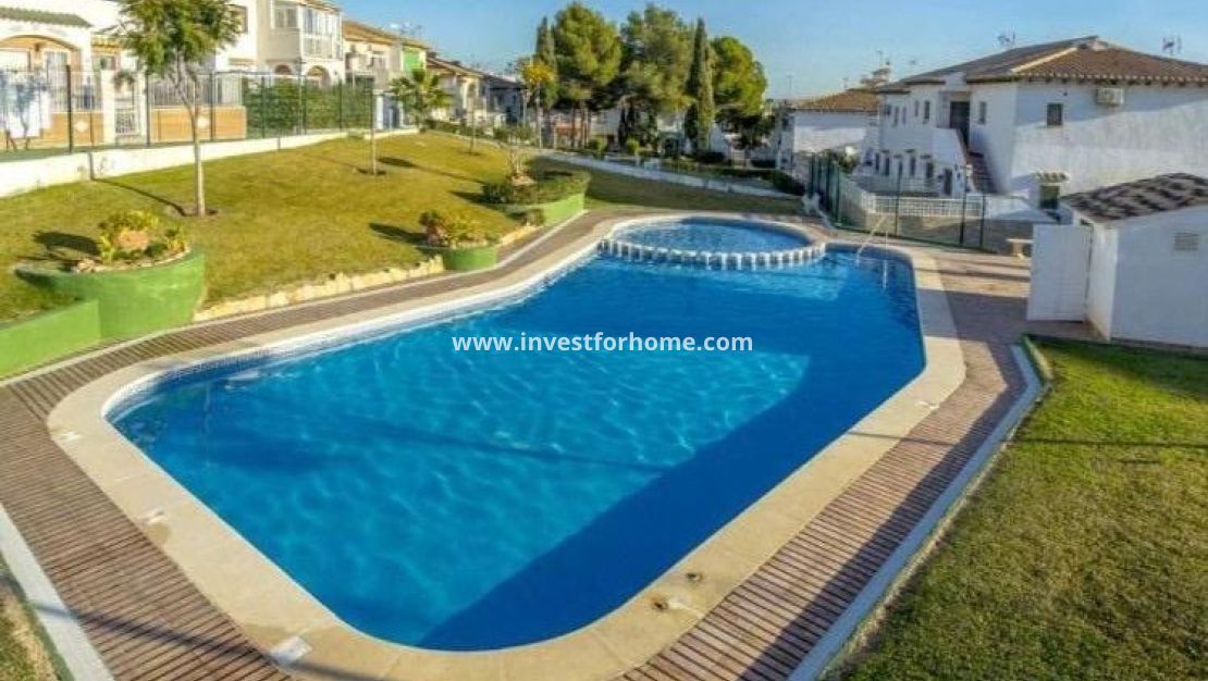 Sale - House - Torrevieja - Los Balcones