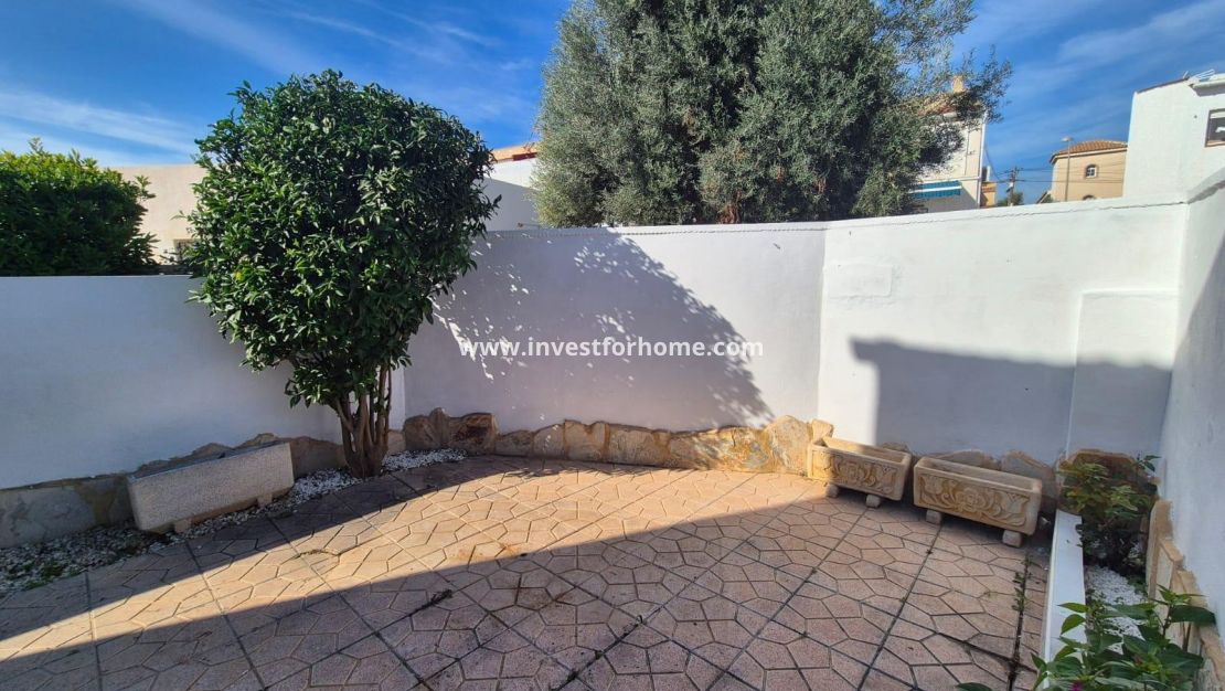Sale - House - Torrevieja - Los Balcones