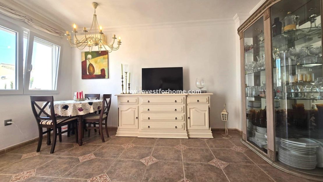 Sale - House - Torrevieja - Los Balcones