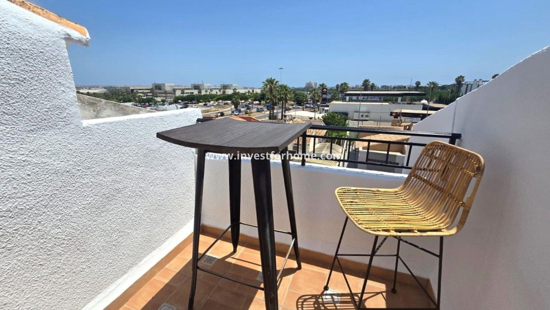 Sale - House - Torrevieja - Los Balcones