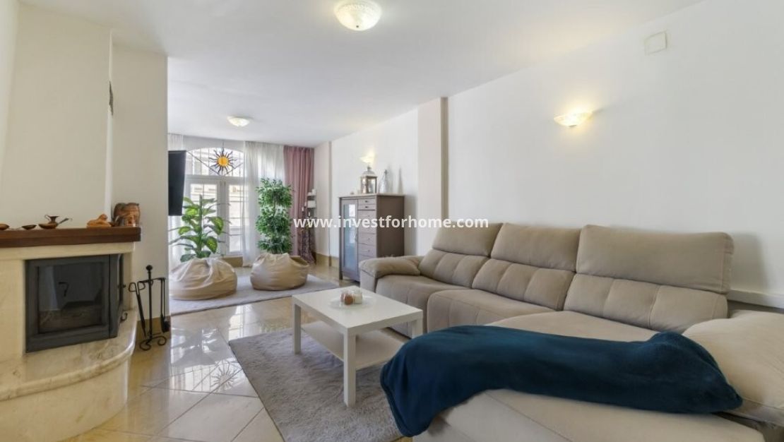 Sale - House - Torrevieja - Los Frutales/ La Rosaleda