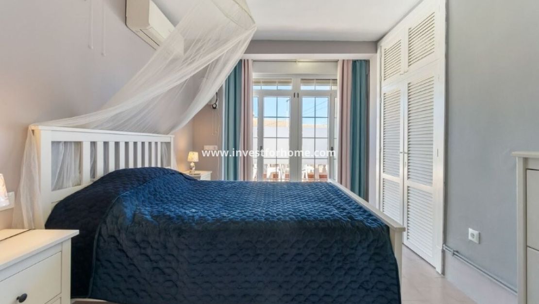 Sale - House - Torrevieja - Los Frutales/ La Rosaleda