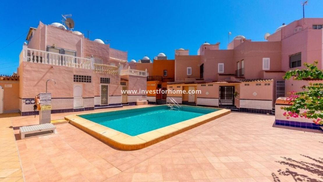 Sale - House - Torrevieja - Los Frutales/ La Rosaleda