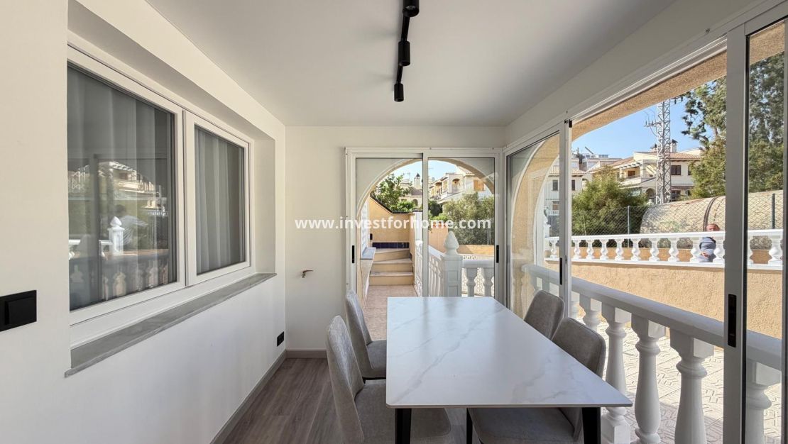 Sale - House - Torrevieja - Miramar - Torre Del Moro