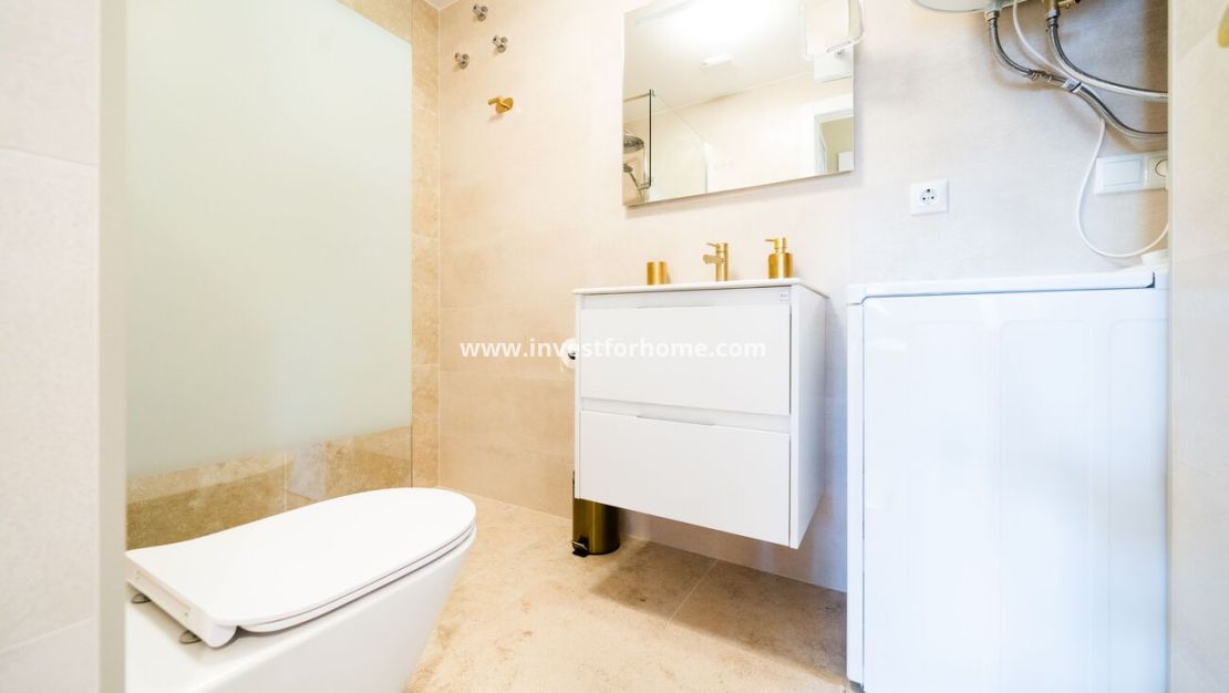 Sale - House - Torrevieja - Nueva Torrevieja - Aguas Nuevas