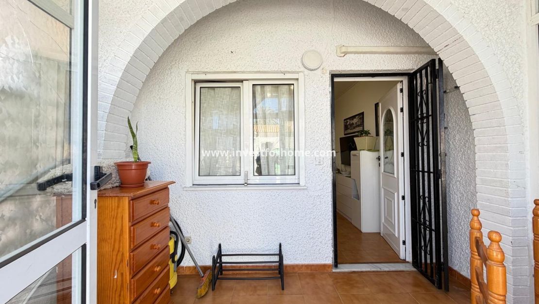 Sale - House - Torrevieja - Nueva Torrevieja - Aguas Nuevas