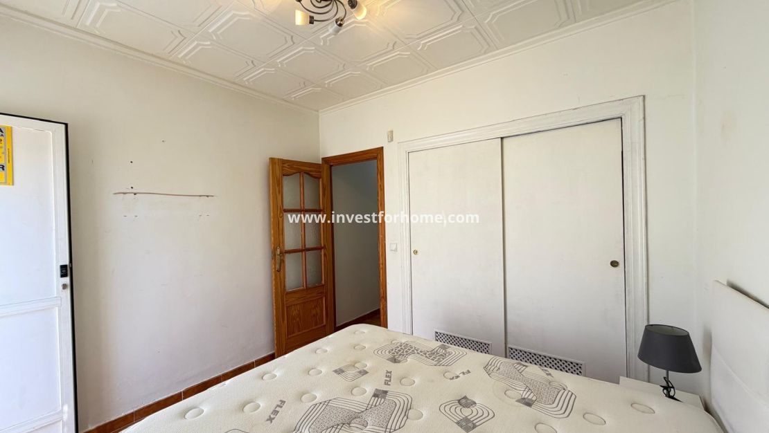 Sale - House - Torrevieja - Nueva Torrevieja - Aguas Nuevas
