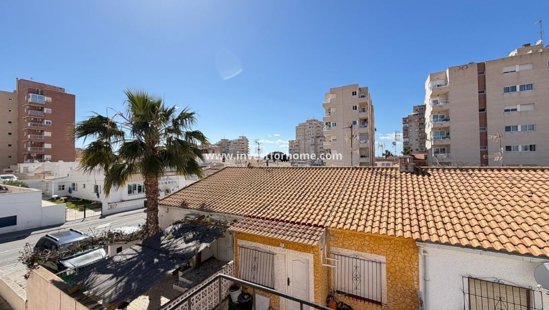 Sale - House - Torrevieja - Nueva Torrevieja - Aguas Nuevas