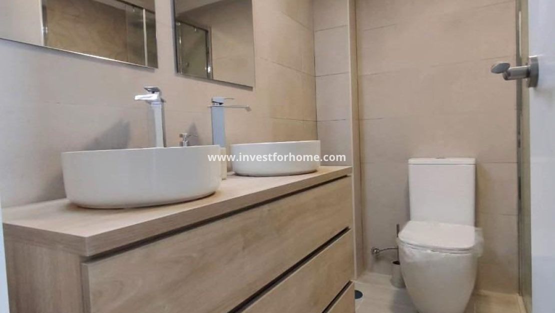 Sale - House - Torrevieja - Nueva Torrevieja - Aguas Nuevas