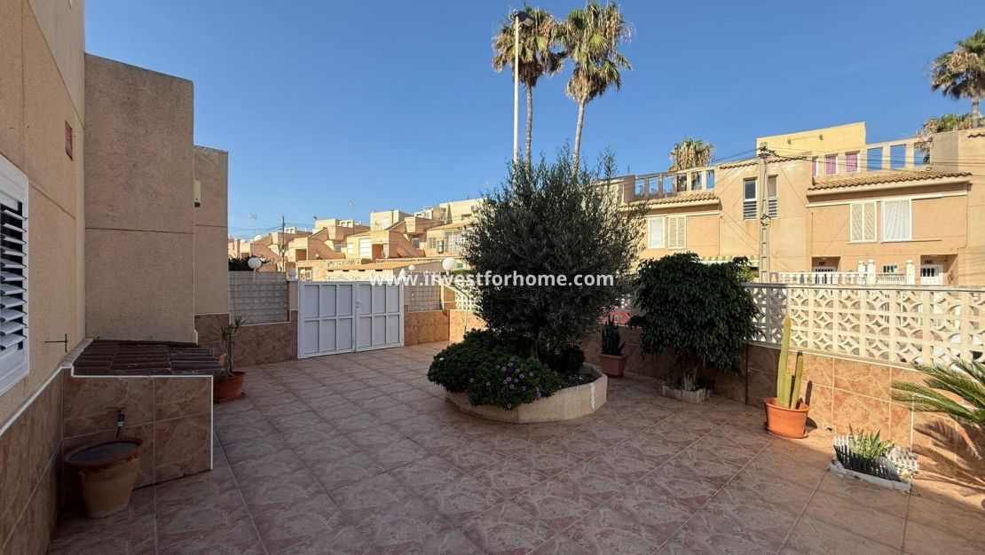 Sale - House - Torrevieja - Nueva Torrevieja - Aguas Nuevas