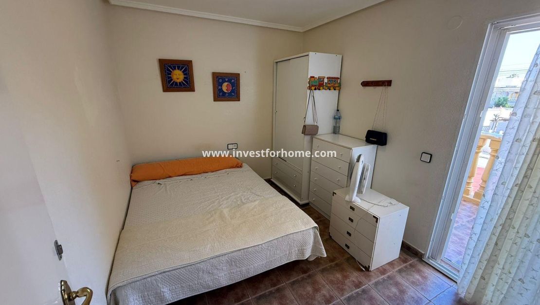 Sale - House - Torrevieja - Nueva Torrevieja - Aguas Nuevas