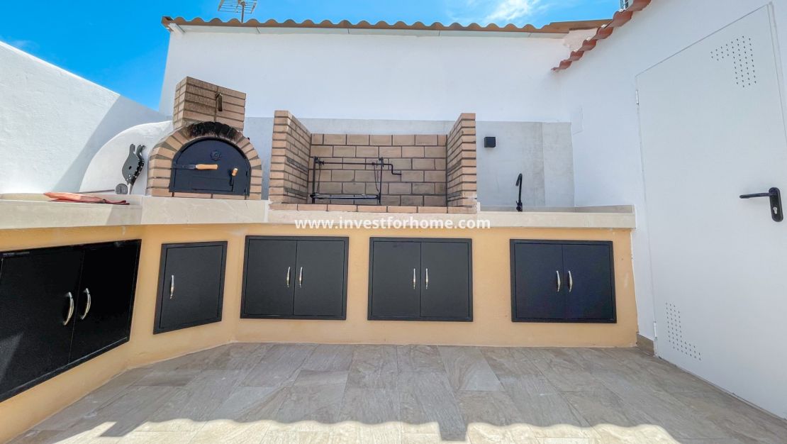 Sale - House - Torrevieja - Nueva Torrevieja - Aguas Nuevas