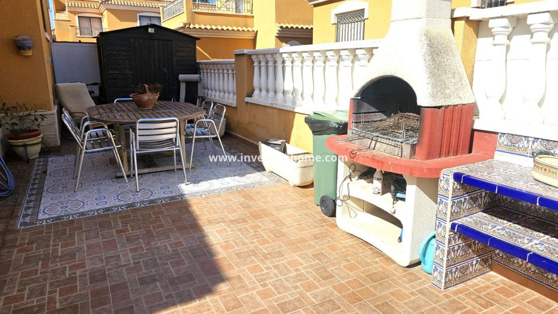 Sale - House - Torrevieja - Nueva Torrevieja - Aguas Nuevas