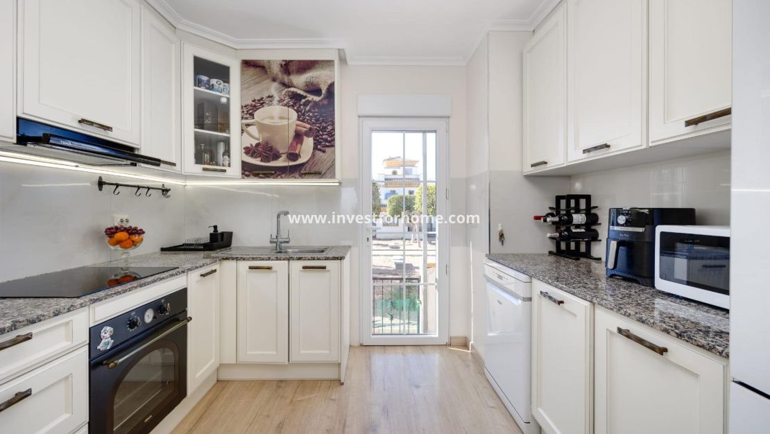 Sale - House - Torrevieja - Parque Las Naciones