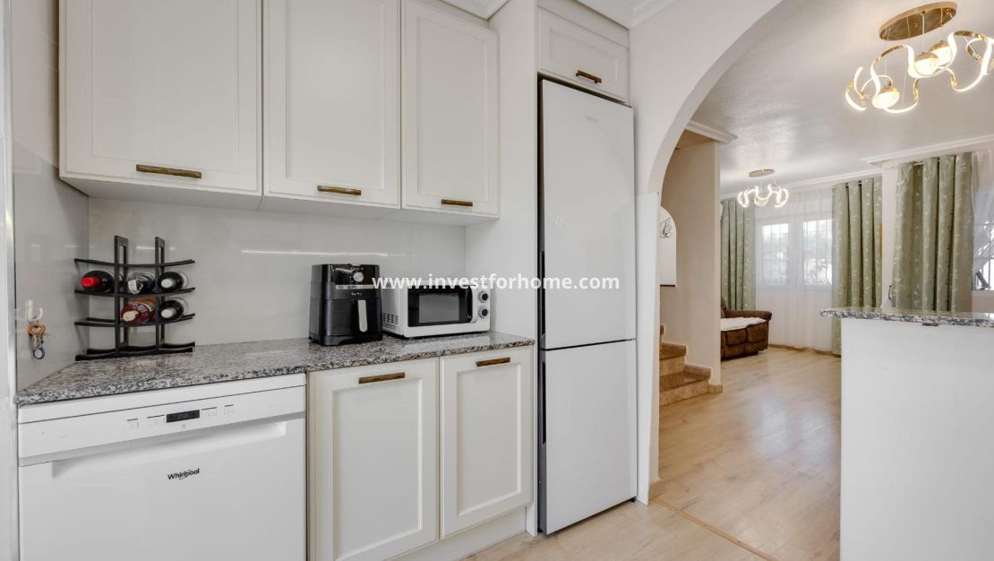 Sale - House - Torrevieja - Parque Las Naciones