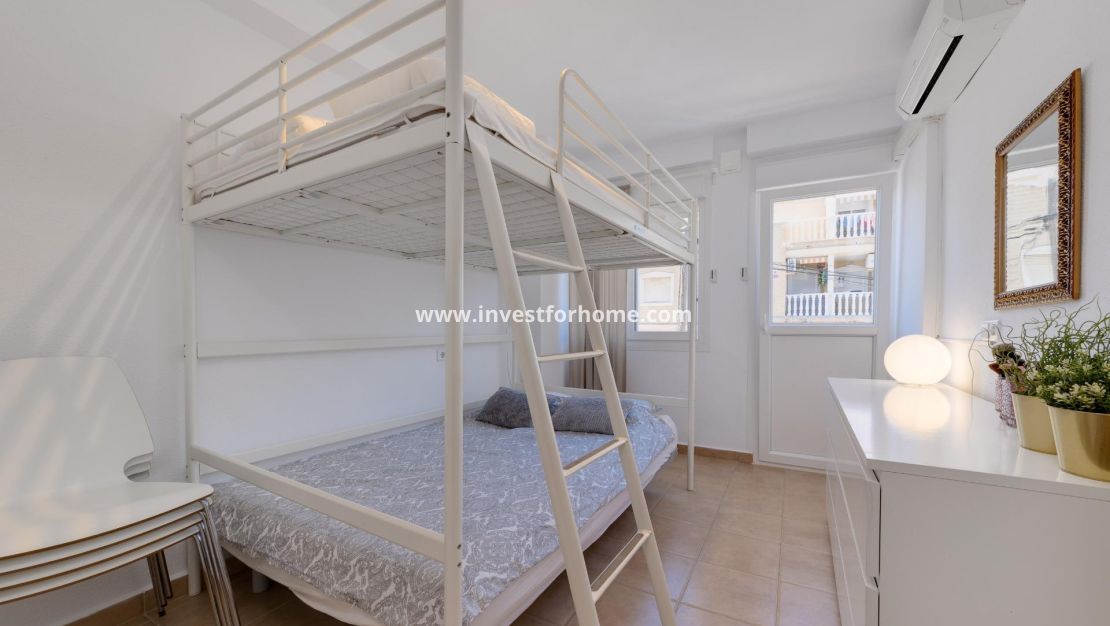 Sale - House - Torrevieja - Playa de los Locos