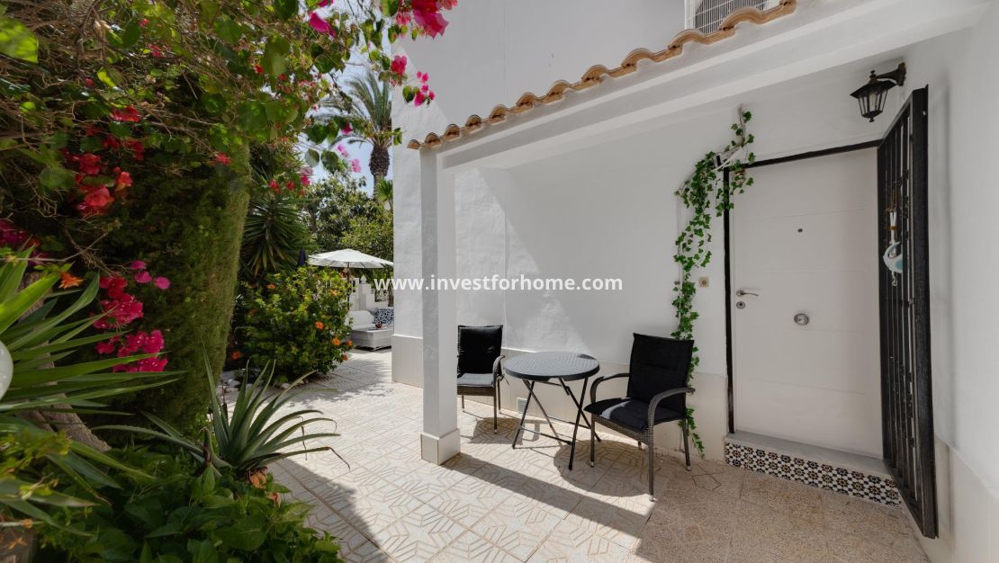 Sale - House - Torrevieja - Playa de los Locos