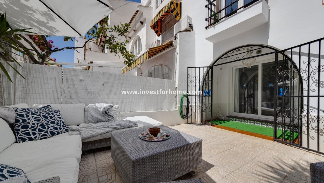 Sale - House - Torrevieja - Playa de los Locos