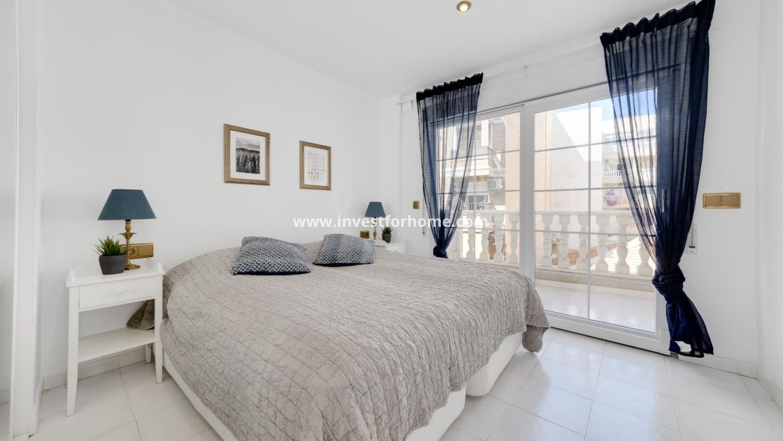 Sale - House - Torrevieja - Playa de los Locos