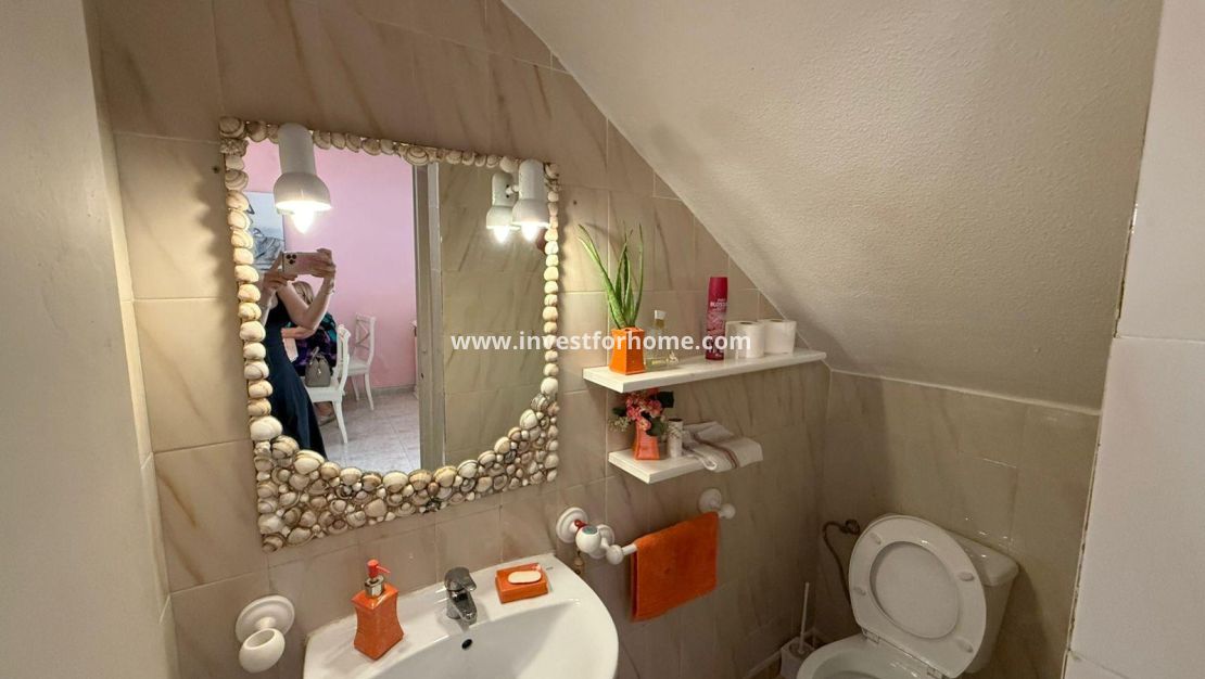 Sale - House - Torrevieja - Playa de los Locos