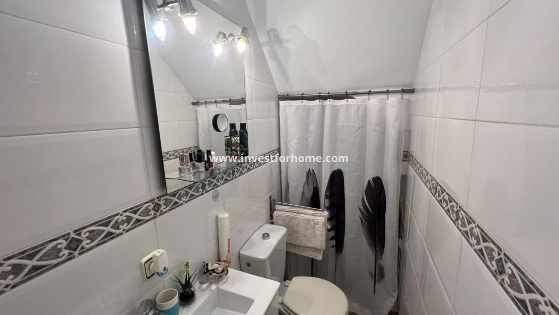 Sale - House - Torrevieja - Playa de los Locos