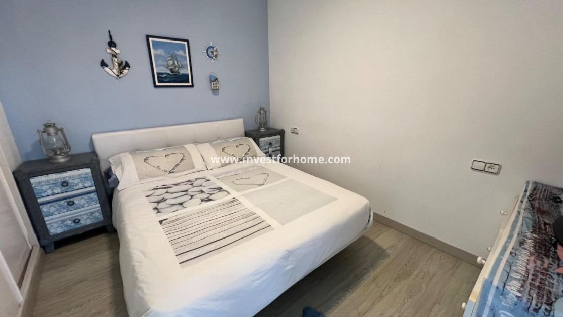 Sale - House - Torrevieja - Playa de los Locos