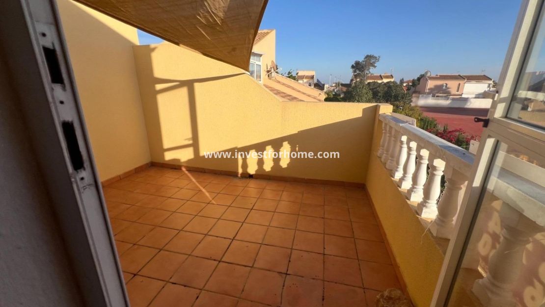 Sale - House - Torrevieja - Playa de los Locos