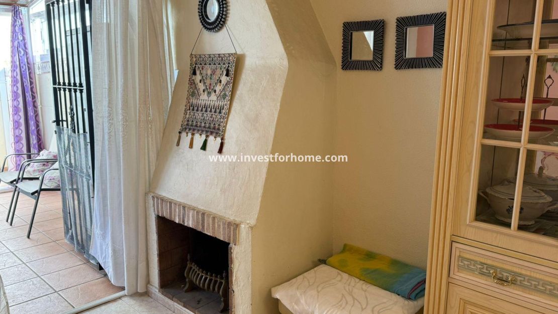 Sale - House - Torrevieja - Playa de los Locos