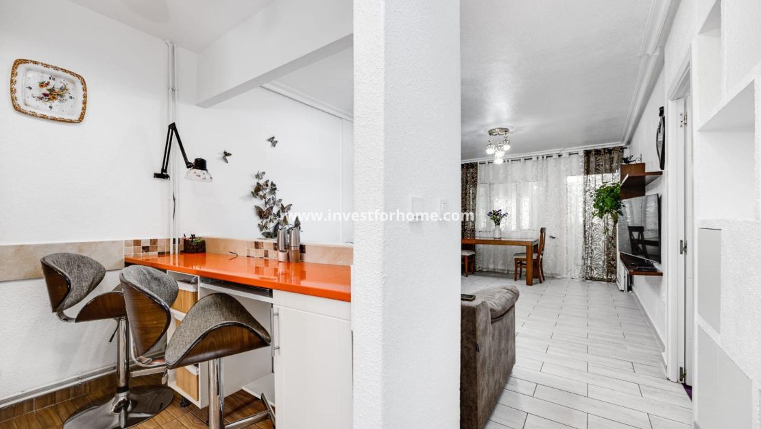 Sale - House - Torrevieja - Playa de los Locos