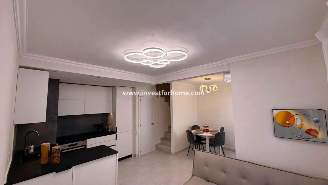 Sale - House - Torrevieja - Playa de los Locos