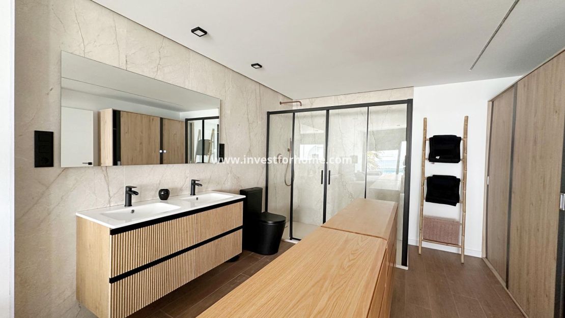 Sale - House - Torrevieja - Playa de los Locos