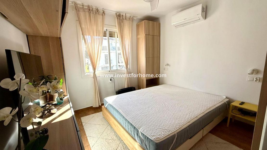 Sale - House - Torrevieja - Playa del Cura