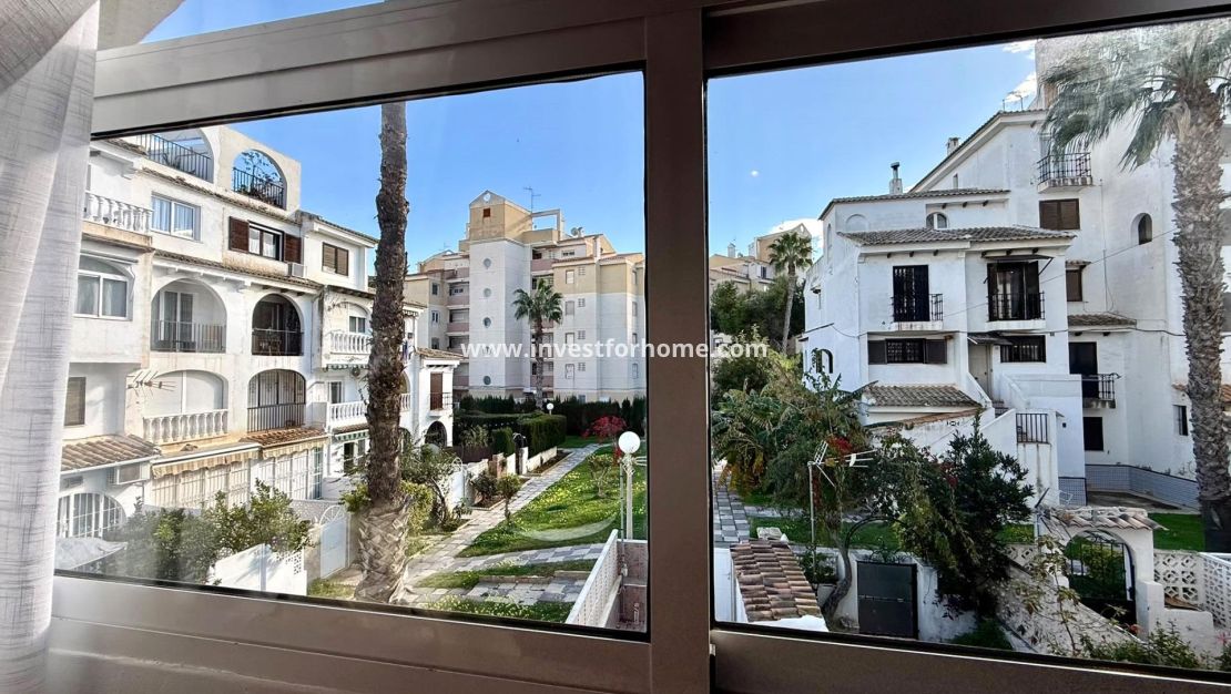 Sale - House - Torrevieja - Playa del Cura