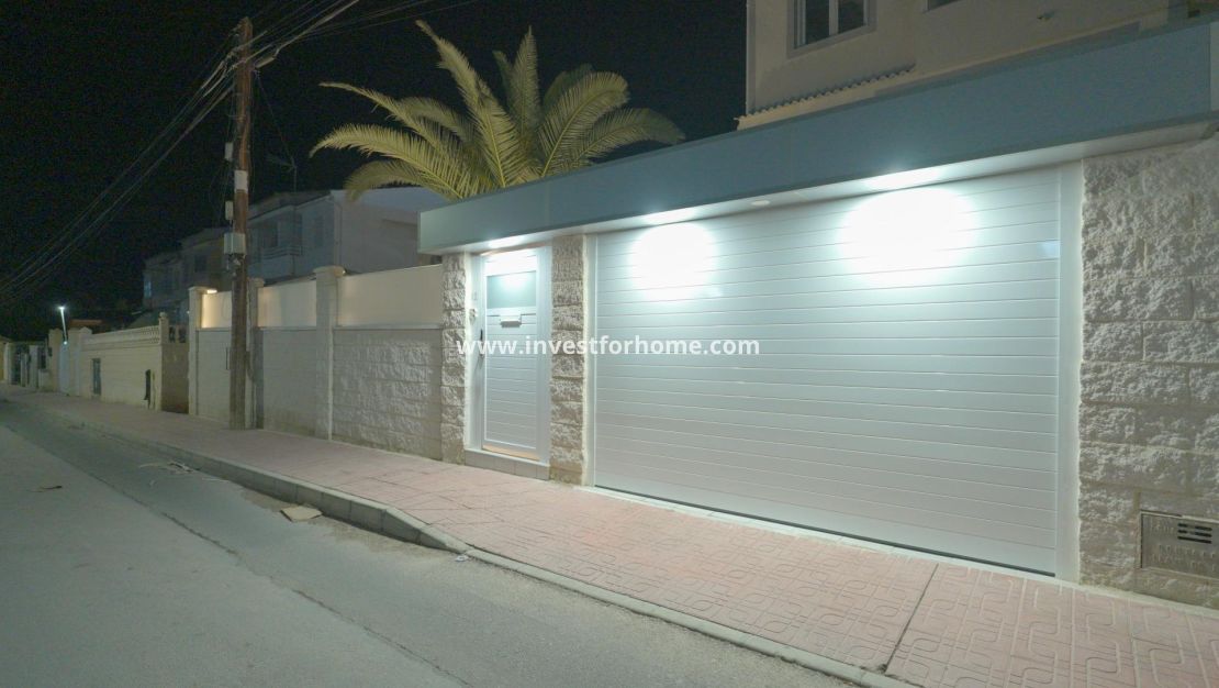 Sale - House - Torrevieja - Punta prima
