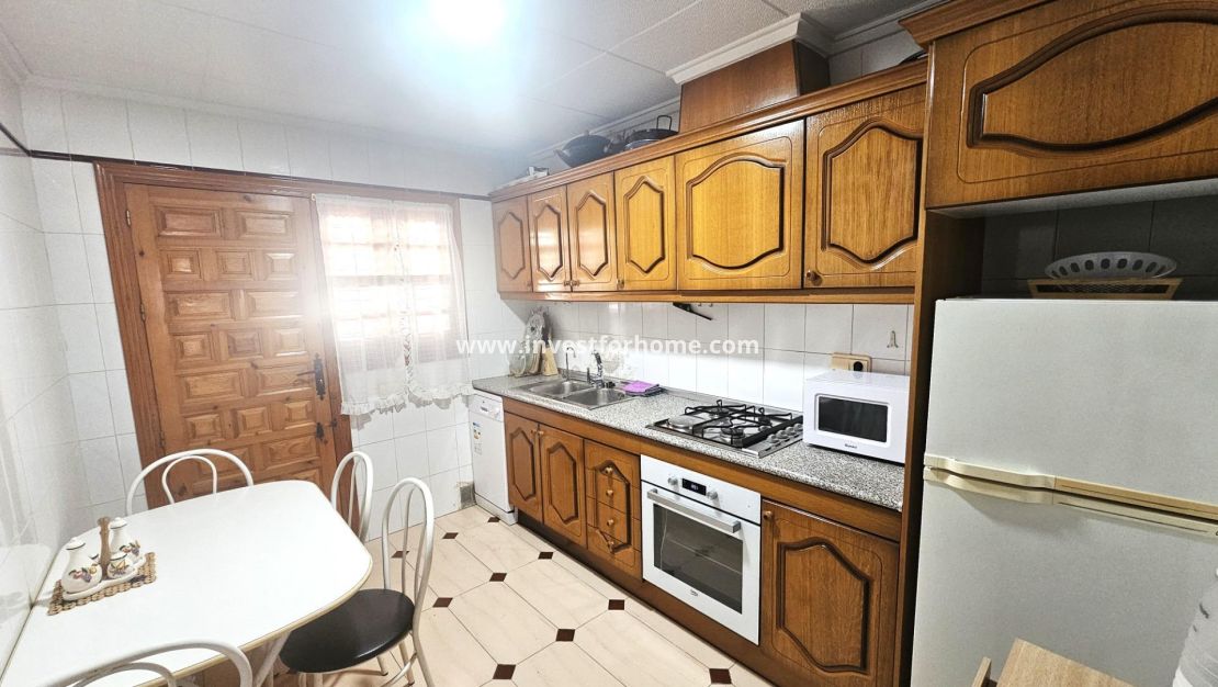 Sale - House - Torrevieja - Torrelamata - La Mata