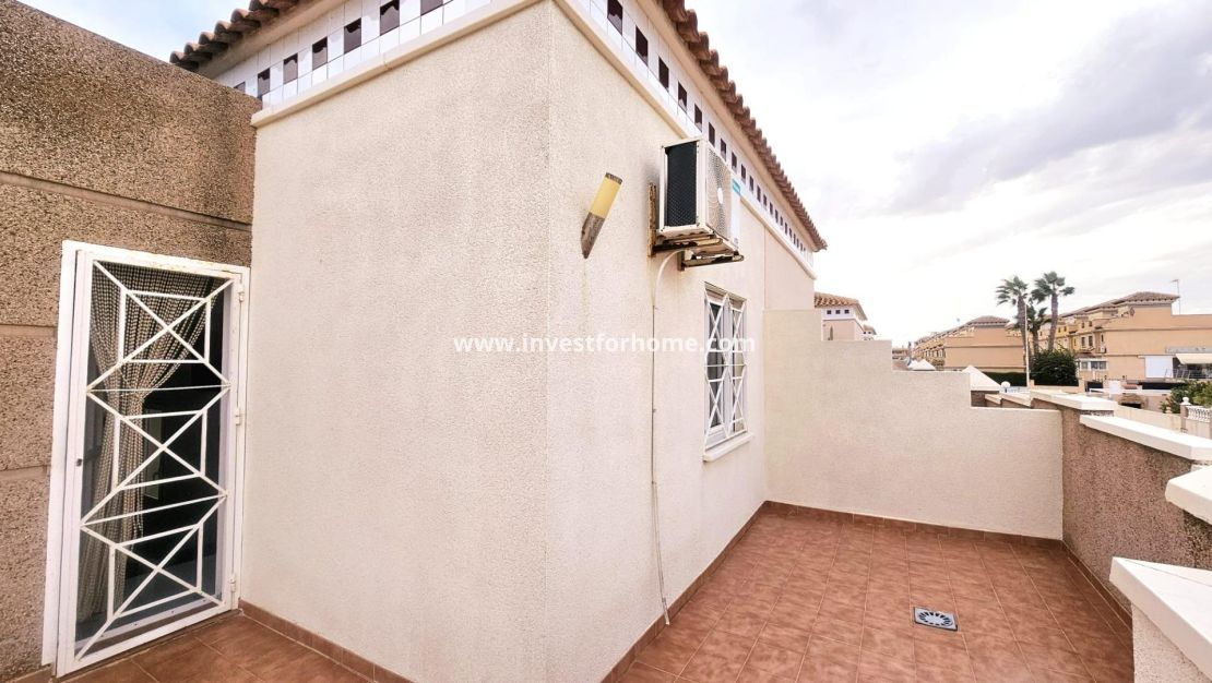 Sale - House - Torrevieja - Torrelamata - La Mata