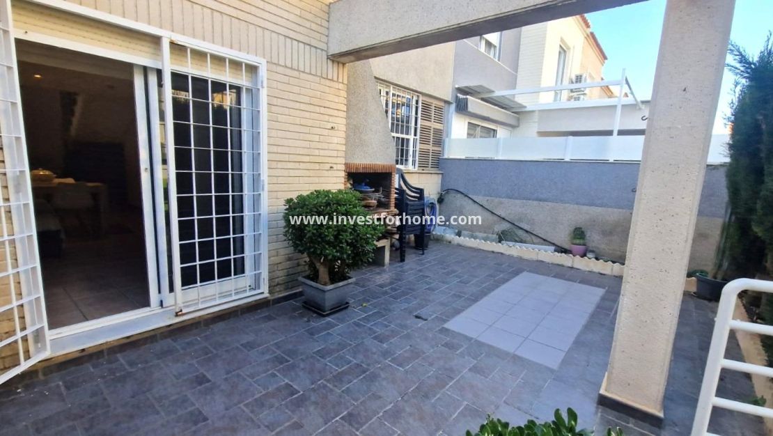 Sale - House - Torrevieja - Torrelamata - La Mata