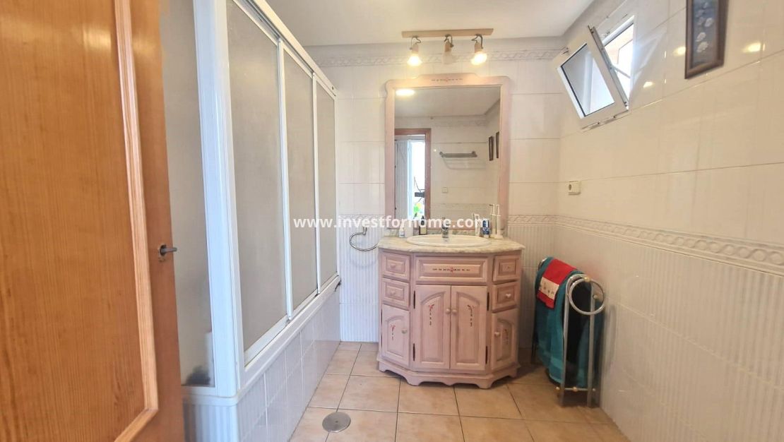 Sale - House - Torrevieja - Torrelamata - La Mata